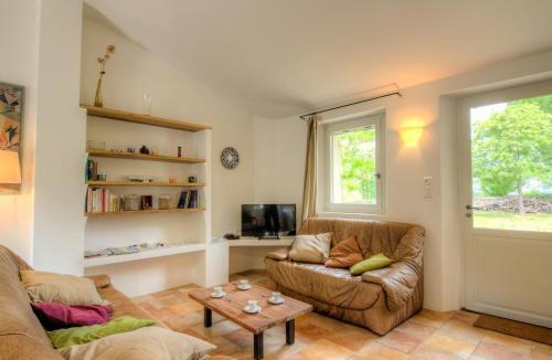 Bonnieux House | Holiday Home Gite Curel by Interhome