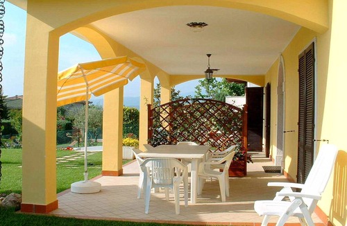 Lazise House | Holiday Home in Lazise near Gardaland