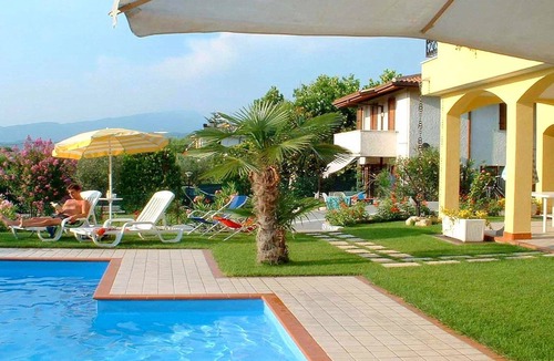 Lazise House | Holiday Home in Lazise near Gardaland