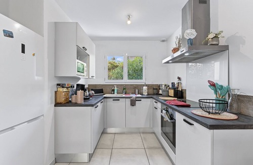 Chorges House | Holiday Home in the Heart of Chorges Village