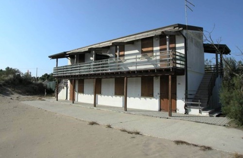 Rosolina Mare Apartment | Holiday Home in Rosolina Mare near Beach