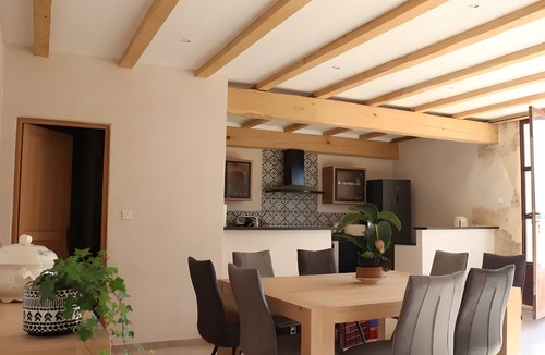 Beziers House | Holiday Home 'Le Gîte Du Petit Verdot' with Wi-Fi and Air Conditioning