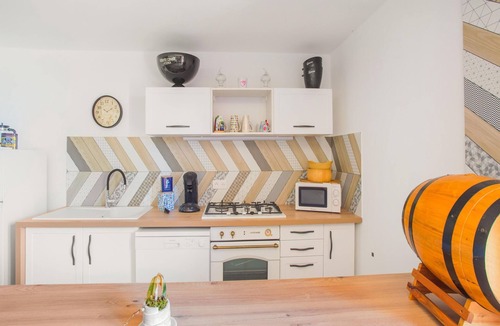 Montmeyan House | Holiday Home near Lake Quinson and Moustiers