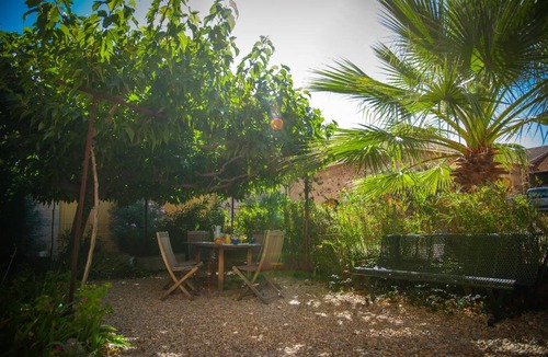 Bessan Apartment | Holiday home, shower, toilet, 3 bed rooms