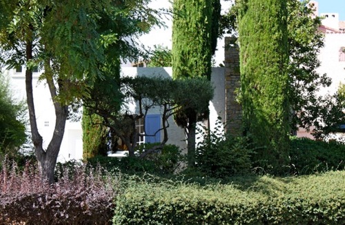 La Madrague House | Holiday house with sea view walking distance from Beach,