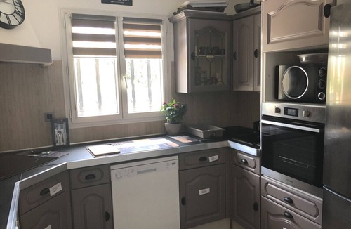 Salon-de-Provence Villa | Holiday house in Salon-de-Provence, Private pool