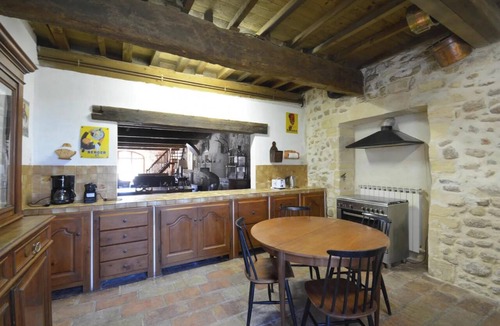 Saintes-Maries-de-la-Mer House | Homerez - House near Saintes-Maries-de-la-Mer