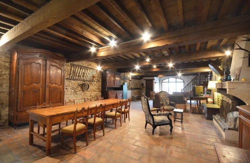 Saintes-Maries-de-la-Mer House | Homerez - House near Saintes-Maries-de-la-Mer