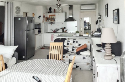 Le Grau-Du-Roi Apartment | Homerez - Apartment in Le Grau-du-Roi