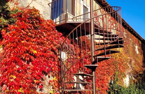 Albaron Apartment | Homerez - Apartment in Arles