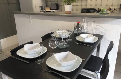 Vedene Apartment | Homerez - Apartment in Vedène