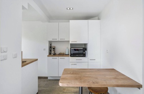 Hyeres Apartment | Homerez - Comf. Apart Hyères