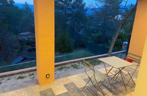 Drap Apartment | Homerez - Cozy Apartment in Drap