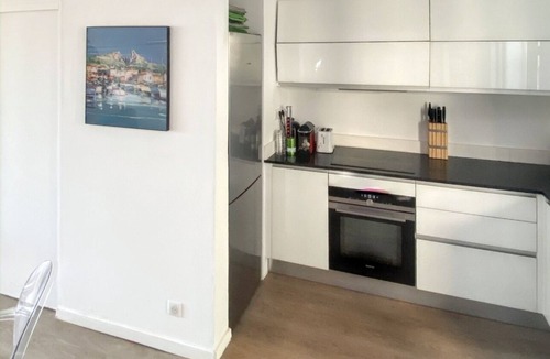 8th Arrondissement House | Homerez - House Calanques Marseille.