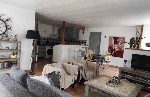 Maillane House | Homerez - House in Maillane