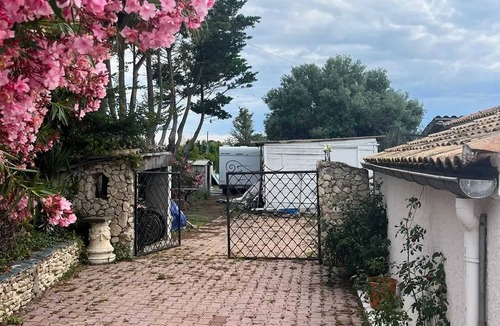 Marseillan House | Homerez - House in Marseillan