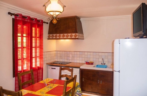 Vidauban Apartment | Homerez - "House, Vidauban"