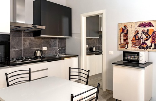 Piazza Apartment | Homerez - Nice studio for 2 ppl. with balcony at Piazza
