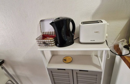 Aix-en-Provence Apartment | Homerez - Studio in Aix-en-Provence