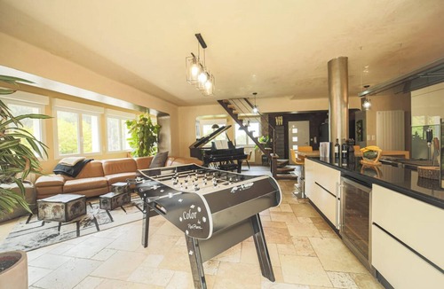 Aubagne Villa | Homerez - Villa in Aubagne