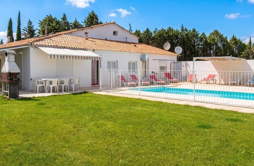 Meynes Villa | Homerez - Villa in Meynes
