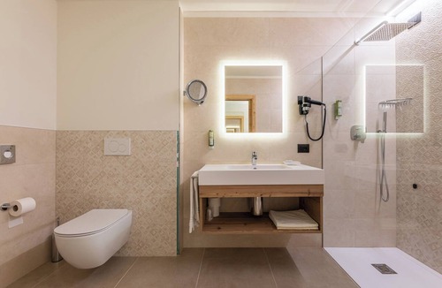 Monclassico Hotel | Hotel Ariston