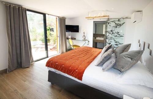 Le Rouret Hotel | Hotel du Clos