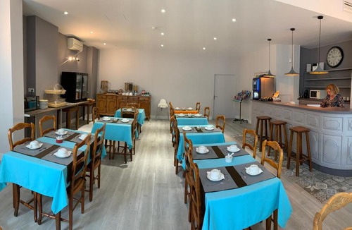 Salon-de-Provence Hotel | Hotel du Midi