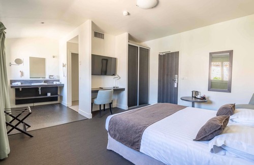 Chateauneuf-le-Rouge Hotel | Hotel Mercure Aix en Provence Sainte Victoire