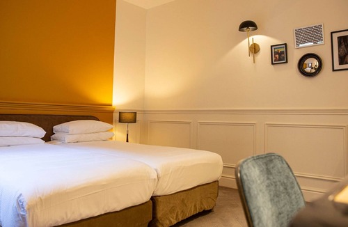 Gares Hotel | Hotel Royal