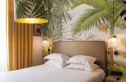 California - Pezou Hotel | Hotel Verlaine