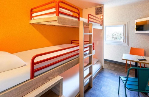 Villeneuve-Loubet Hotel | hotelF1 Villeneuve Loubet