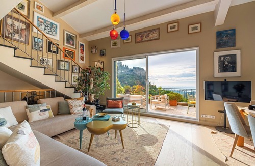 Eze House | House Èze 4 stars - Sea & village view