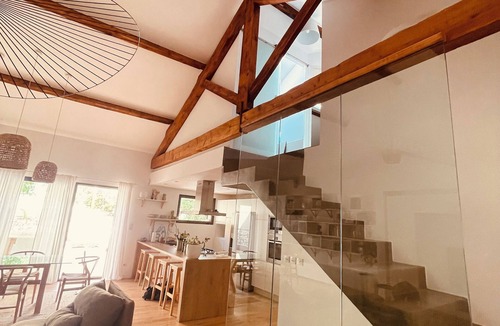 Quartier des Espesses House | House between town and garrigue