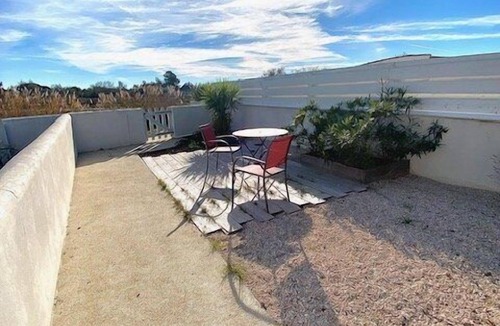 Saintes-Maries-de-la-Mer Apartment | House, garden, terrace, private parking, air conditioning