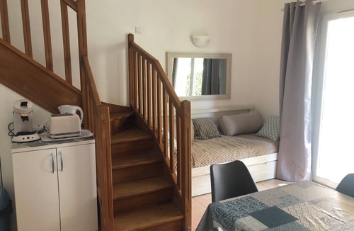 Mouries House | House in a gated community with heated swimming pool