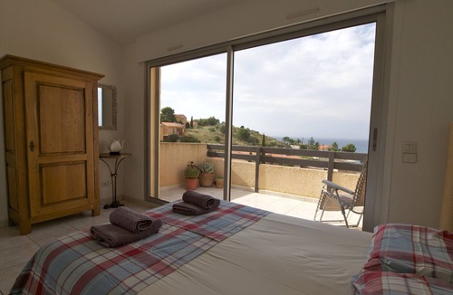 Collioure House | House in beautiful Collioure with pool and sea views from both balconies