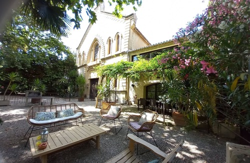 Narbonne House | House in Domaine with heated swimming pool 5 minutes from NARBONNE town center