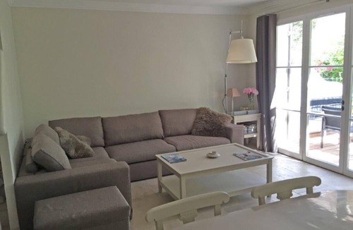Les Restanques House | House "Les PINS" Clim 8 Pers in Restanques Golfe de St Tropez