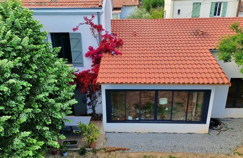Saint-Barnabe House | House Near town center (20' Vieux Port)/residential area/Swimming pool