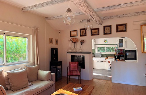 St.-Remy-de-Provence Villa | HOUSE OF 3 BEDROOMS 10 MIN WALK FROM THE CENTER OF SAINT REMY DE PROVENCE