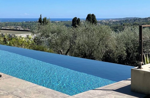 Biot House | House sea view and swimming pool a few minutes walk from Biot village 4 bedrooms