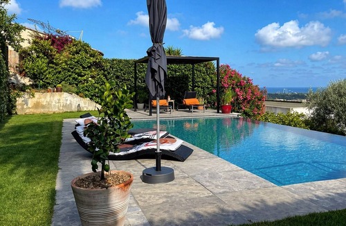 Biot House | House sea view and swimming pool a few minutes walk from Biot village 4 bedrooms