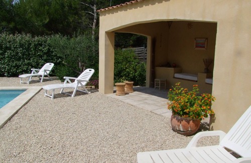 Cabrieres-dʼAigues House | house/villa - 7 rooms - 6/7 persons