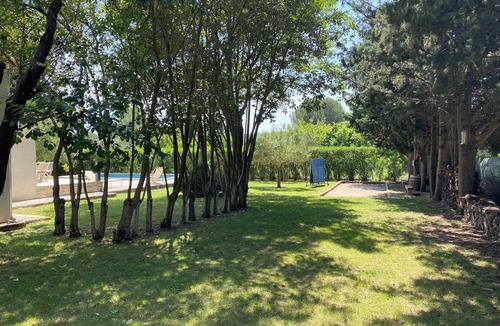 Montbazin House | House with swimming pool and large garden near the sea