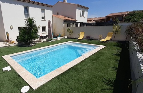 La Crau House | House with swimming pool for 6 people in the Var, near the sea