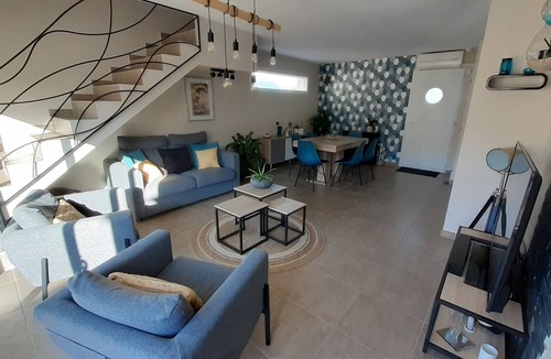 La Crau House | House with swimming pool for 6 people in the Var, near the sea
