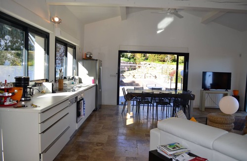 Bormes-Les-Mimosas Villa | house wtih swimming pool and large garden. Sea view