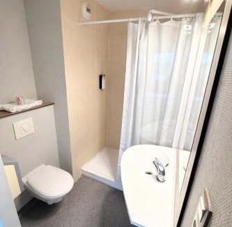 Istres Hotel | HubOne3 Istres