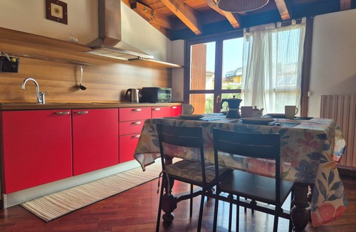 Centro Storico Sud Apartment | I Lecci By Case al Lago